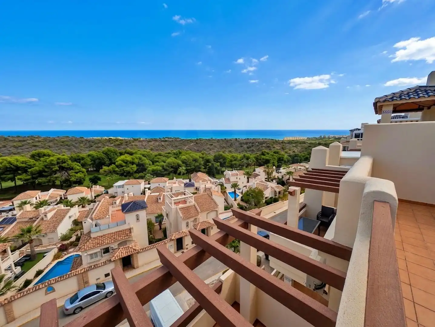 Flat with pool for sale in Avenida Ramblas de Oleza 19 19