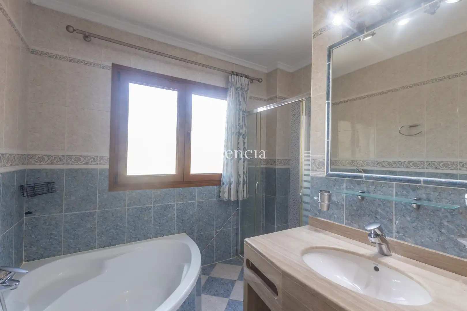 Baño de Casa o chalet en venta en Benirredrà con Jardín privado, Trastero y Piscina