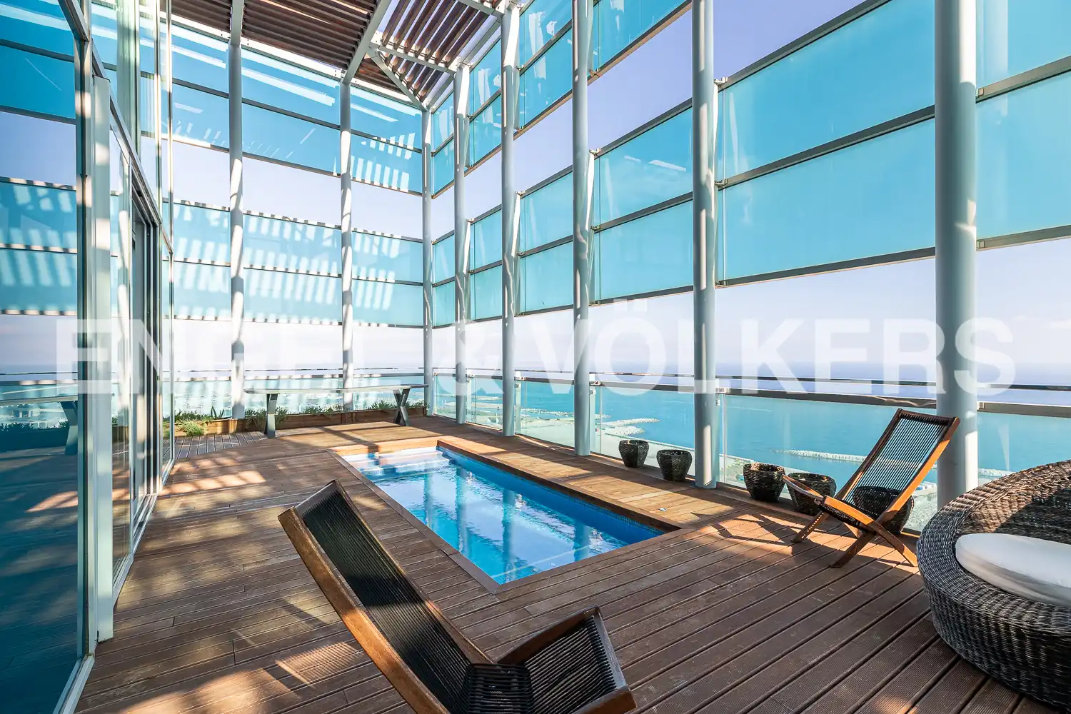 Piscina de Ático de alquiler en Barcelona con Aire acondicionado, Calefacción y Parquet