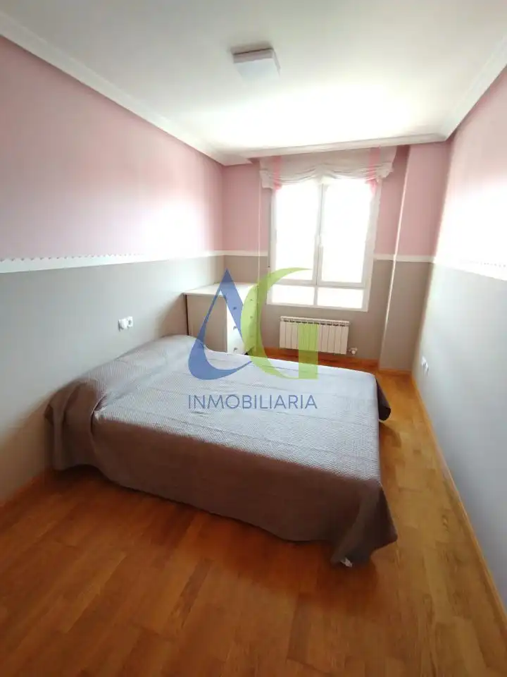 Bedroom of Flat for sale in León Capital   with Heating, Parquet flooring and Terrace