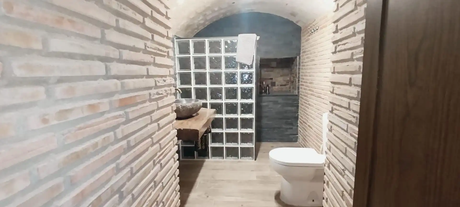 Baño de Casa o chalet en venta en Algueña con Jardín privado, Terraza y Trastero
