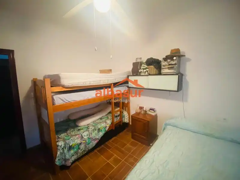 Habitación de Casa o chalet en venta en La Carlota con Aire acondicionado, Jardín privado y Piscina