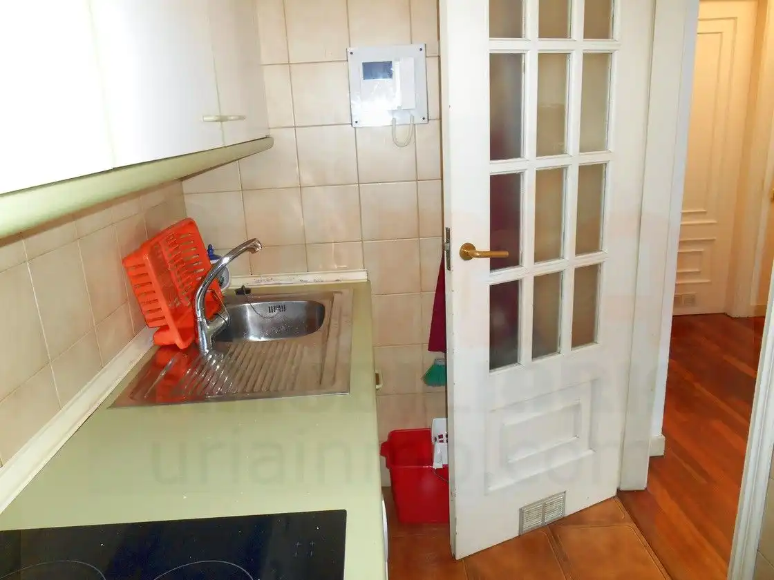 Kitchen of Apartments for rent in Oviedo   with Heating, Terrace and Washing machine