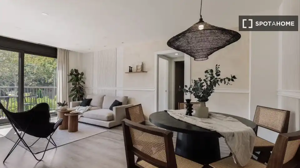 Sala d'estar de Apartament per a compartir en Barcelona amb Aire condicionat, Terrassa i Moblat
