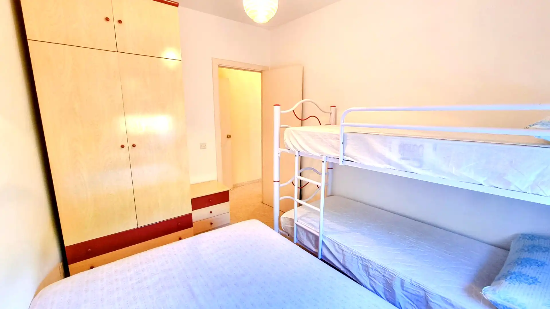 Habitación de Piso en venta en Chipiona con Amueblado