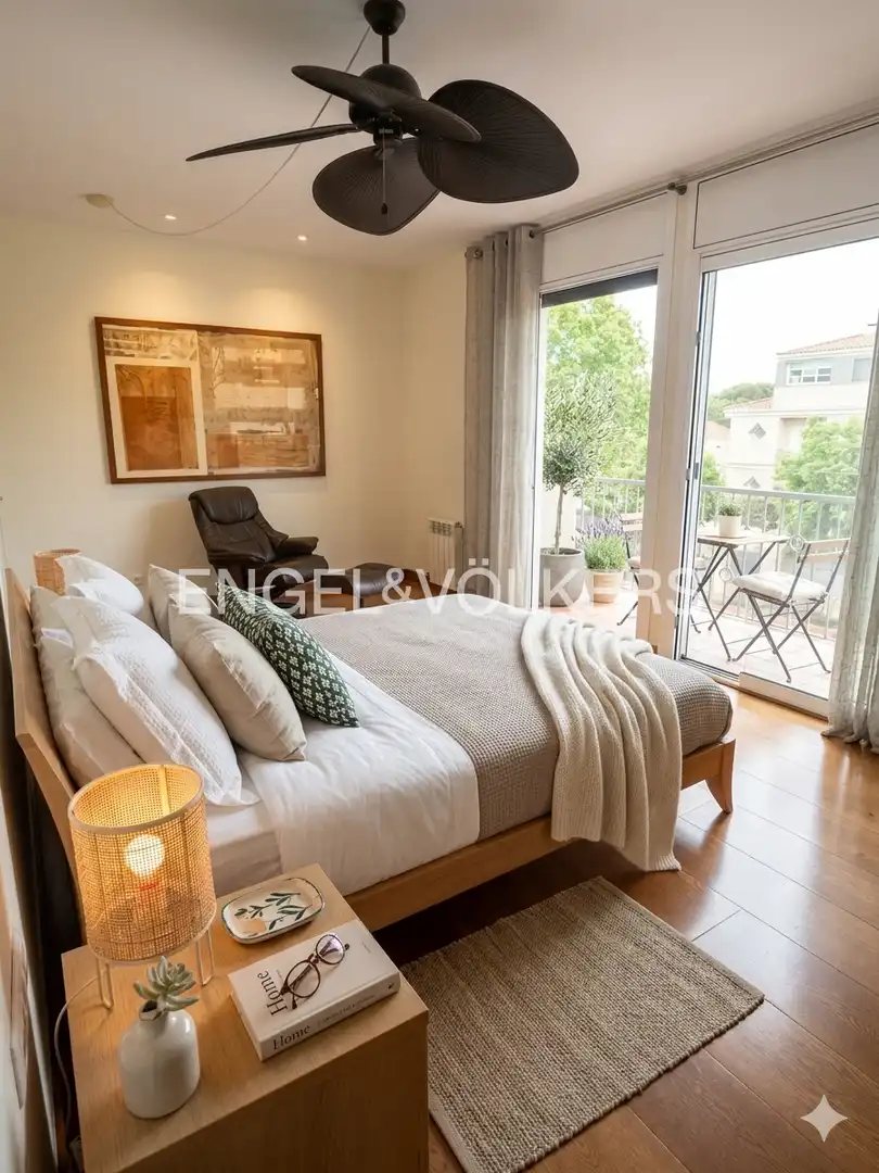 Bedroom of Country homes for sale in Vilanova i la Geltrú  with Air Conditioner, Heating and Private garden