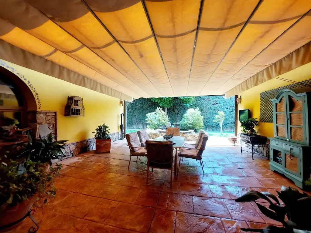 Terrassa de Casa o xalet en venda en Badajoz
