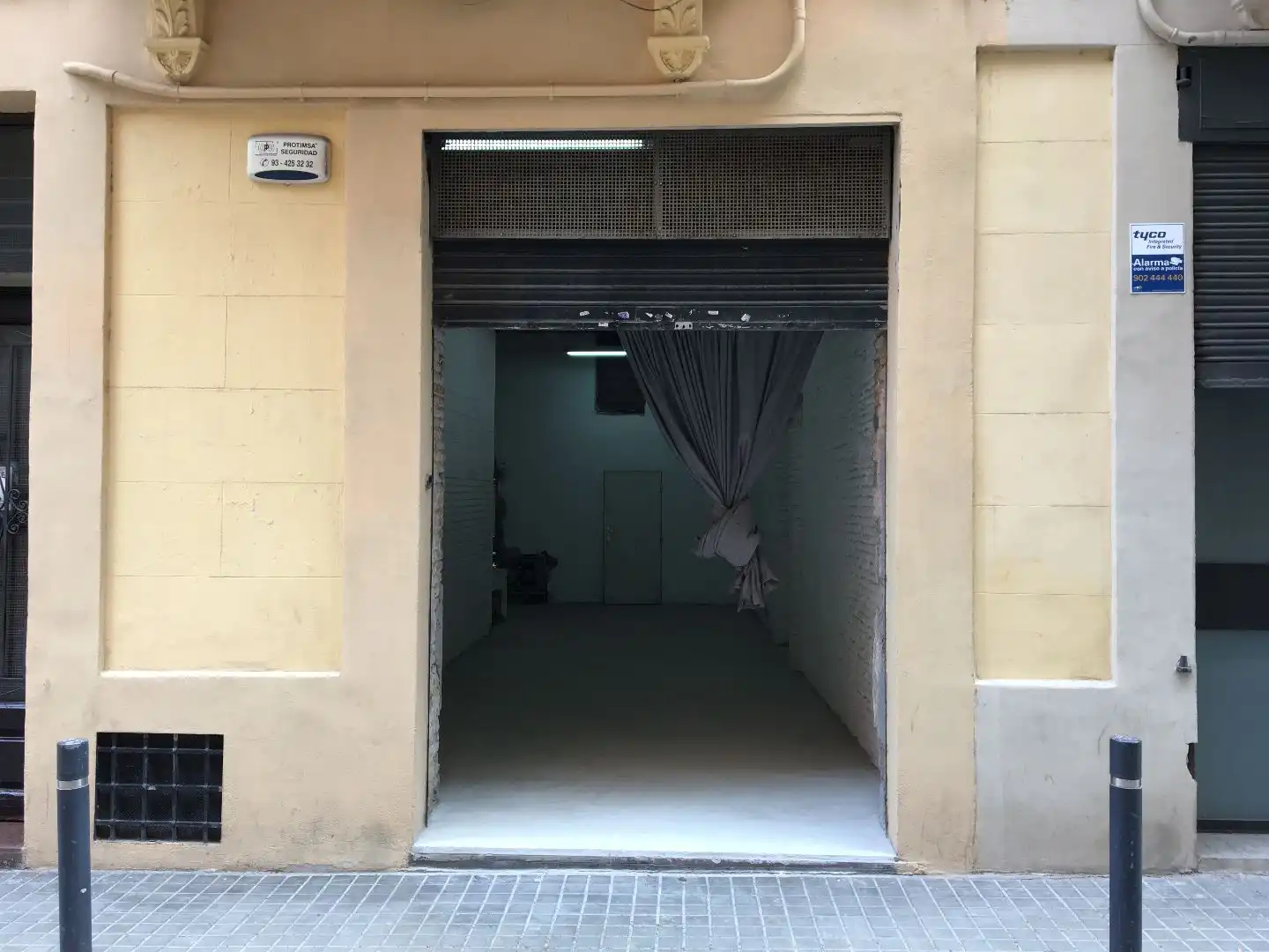 Local en venta en Barcelona con Calefacción