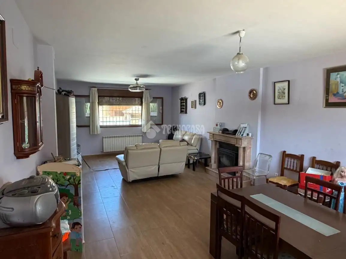 Casa amb piscina en venda a Valdetorres de Jarama, imagen 5