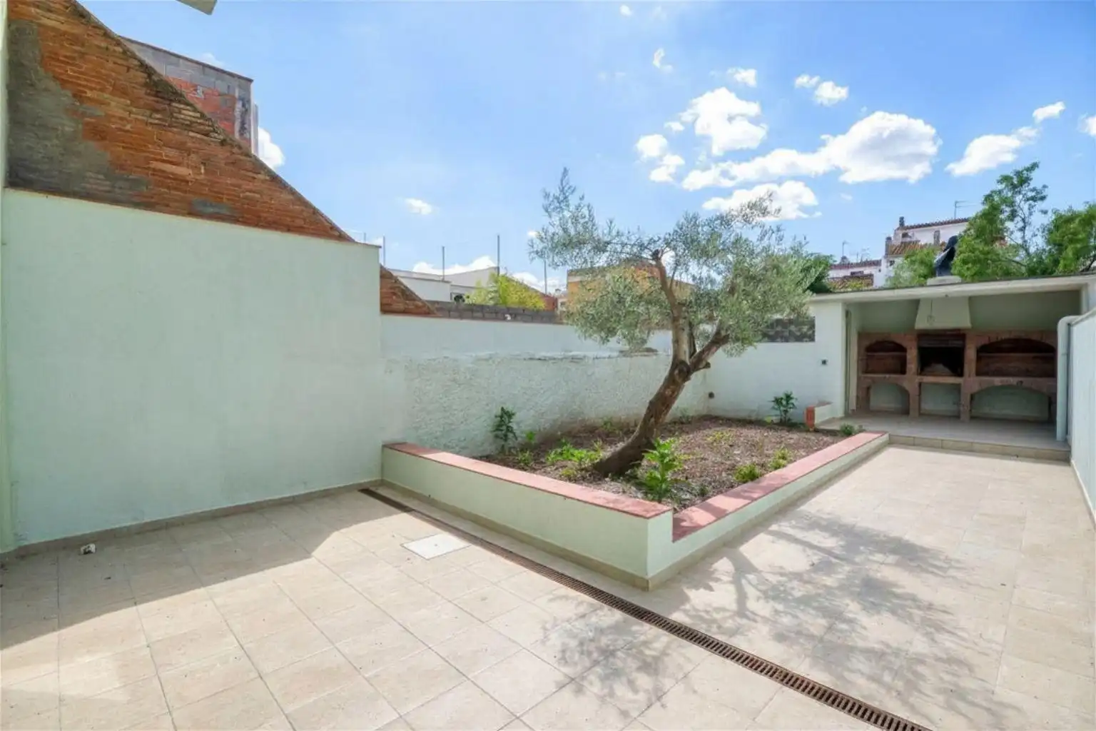 Terrace of Ground floor for sale in Figueres  with Private garden, Terrace and Storage room