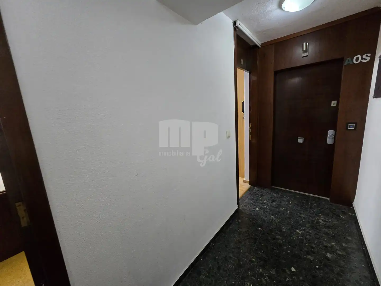 Oficina en venta en Vigo  con Calefacción