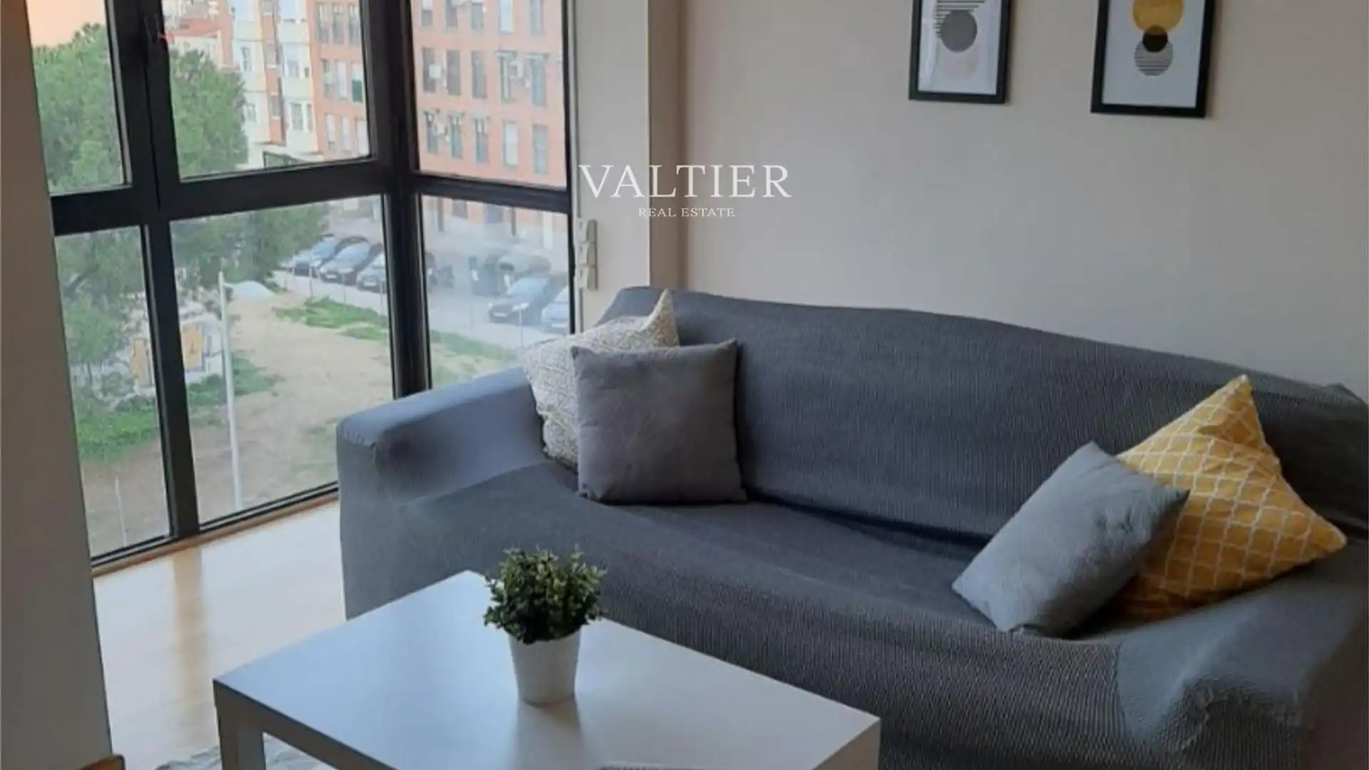 Sala de estar de Piso de alquiler en  Madrid Capital con Aire acondicionado y Terraza