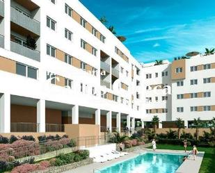 Vista exterior de Pis en venda en Vélez-Málaga amb Terrassa i Piscina comunitària