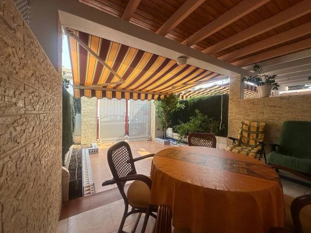 Casa-chalet en Alquiler en Playa Grande - Castellar
