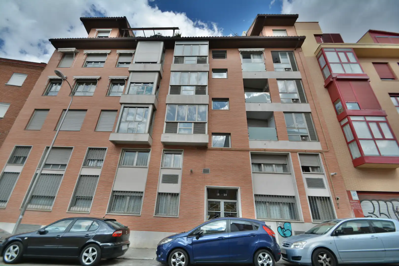 Vista exterior de Piso de alquiler en Madrid con Aire acondicionado, Trastero y Amueblado