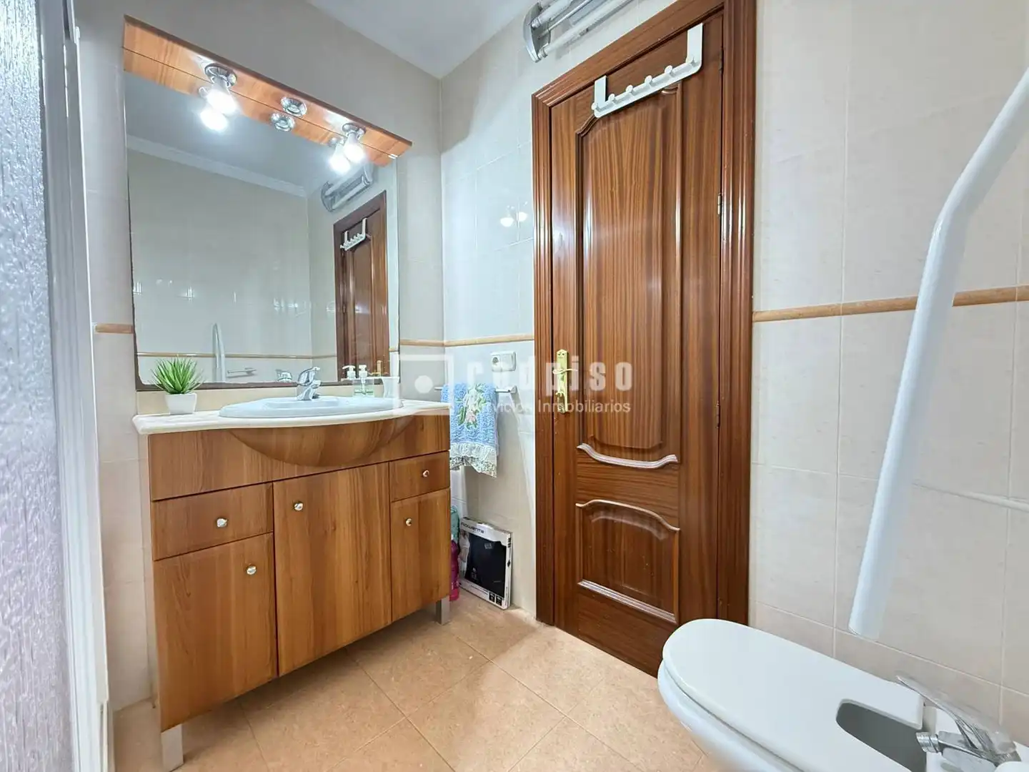 Piso en venta en Parque Ayala - Jardín de la Abadía - Huelín