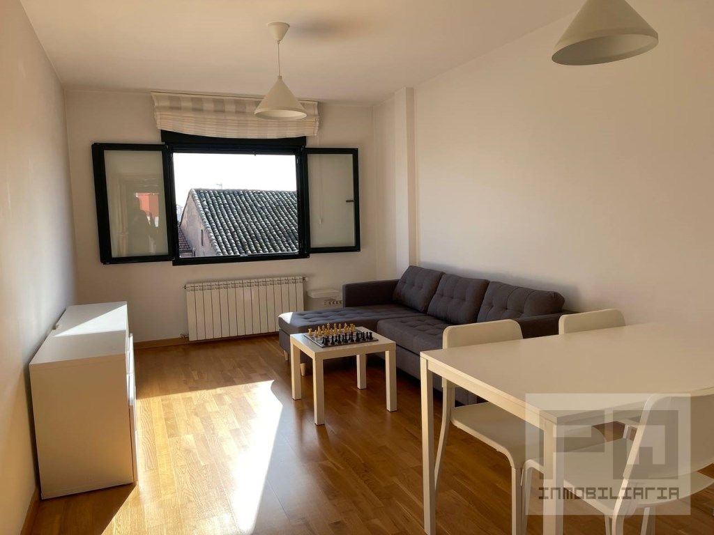 Flat to rent in N/A, Las Navas del Marqués