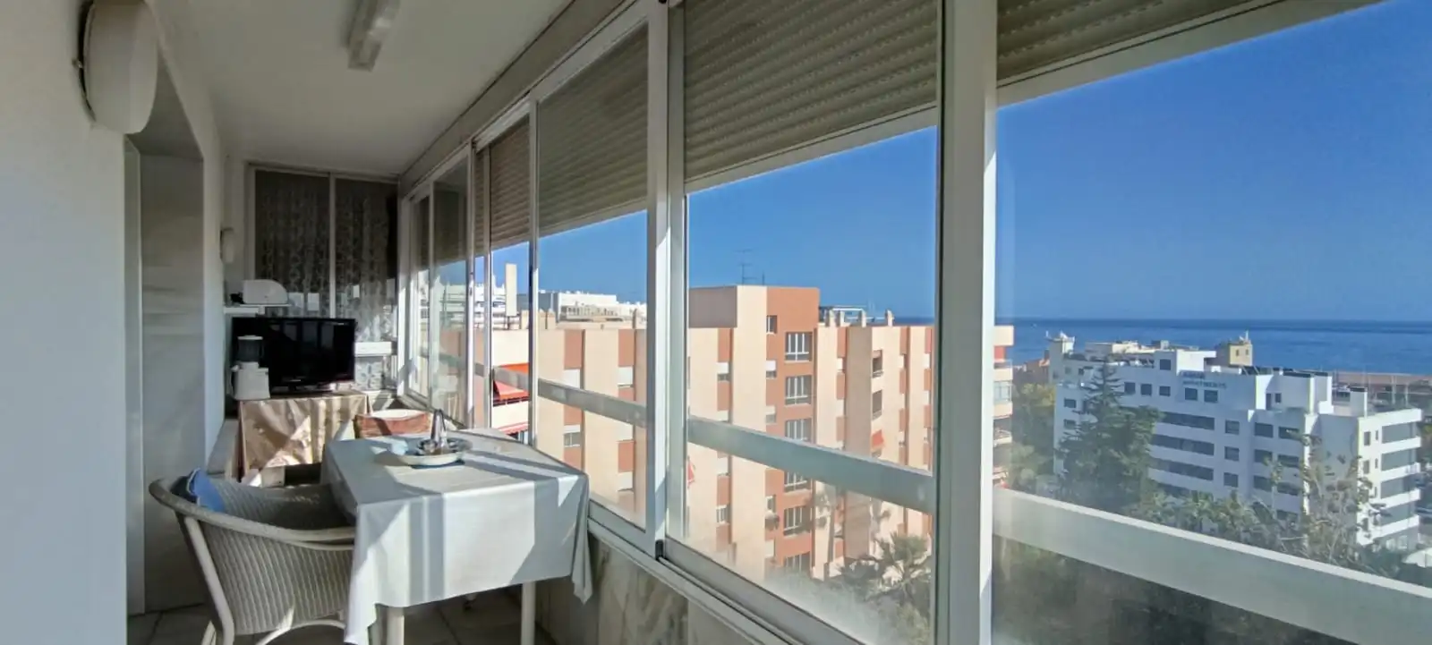 Schlafzimmer von Wohnung zum Verkauf in Marbella mit Terrasse, Möbliert und Gemeinschaftspool