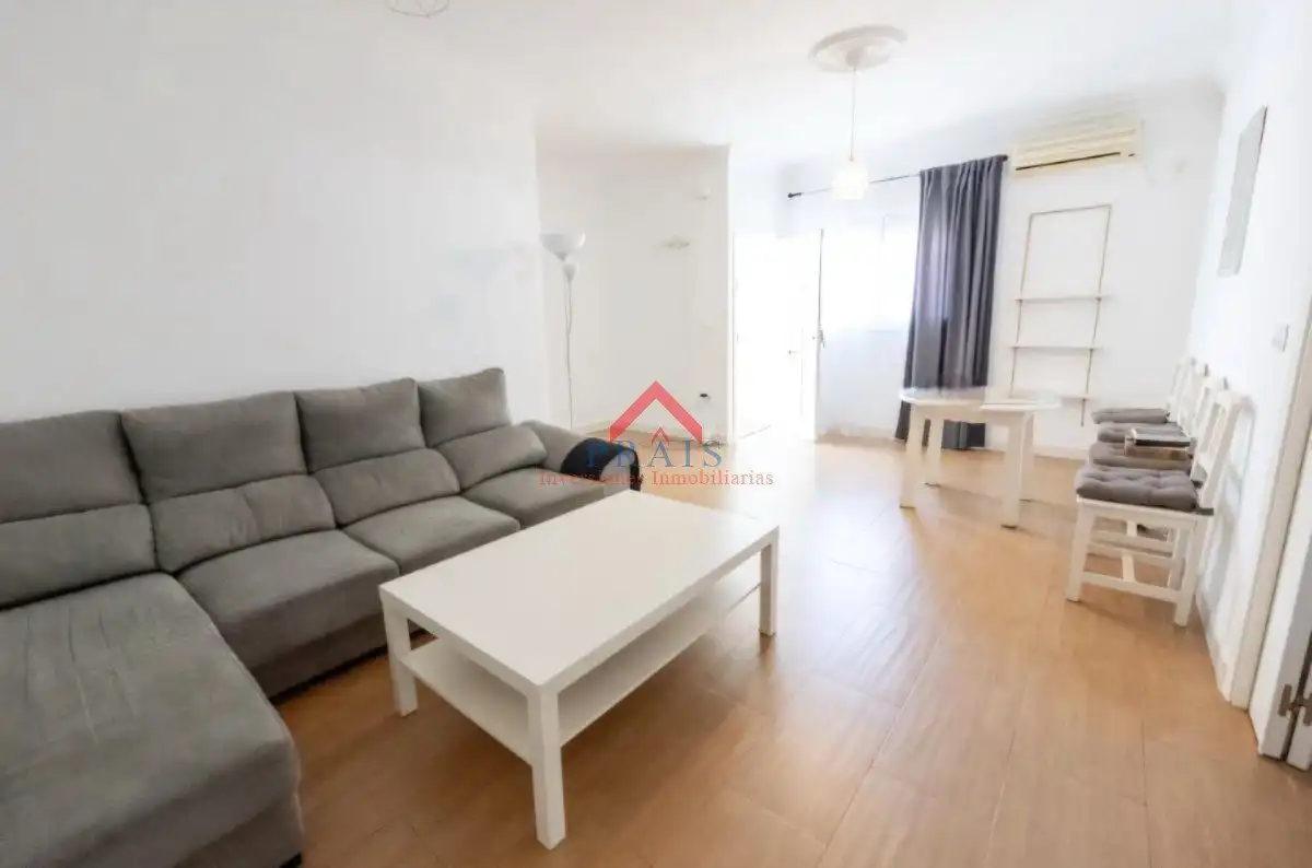 Sala de estar de Casa o chalet en venta en Utrera con Aire acondicionado, Terraza y Trastero