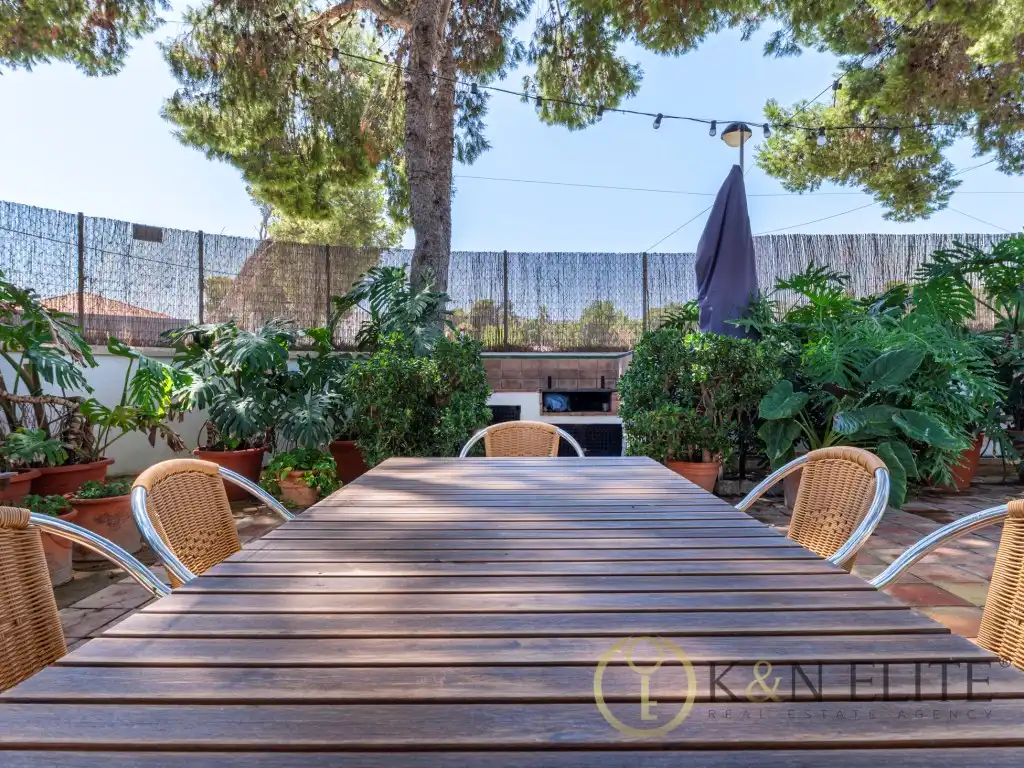 Terrassa de Casa o xalet en venda en Alicante / Alacant amb Aire condicionat, Jardí privat i Terrassa