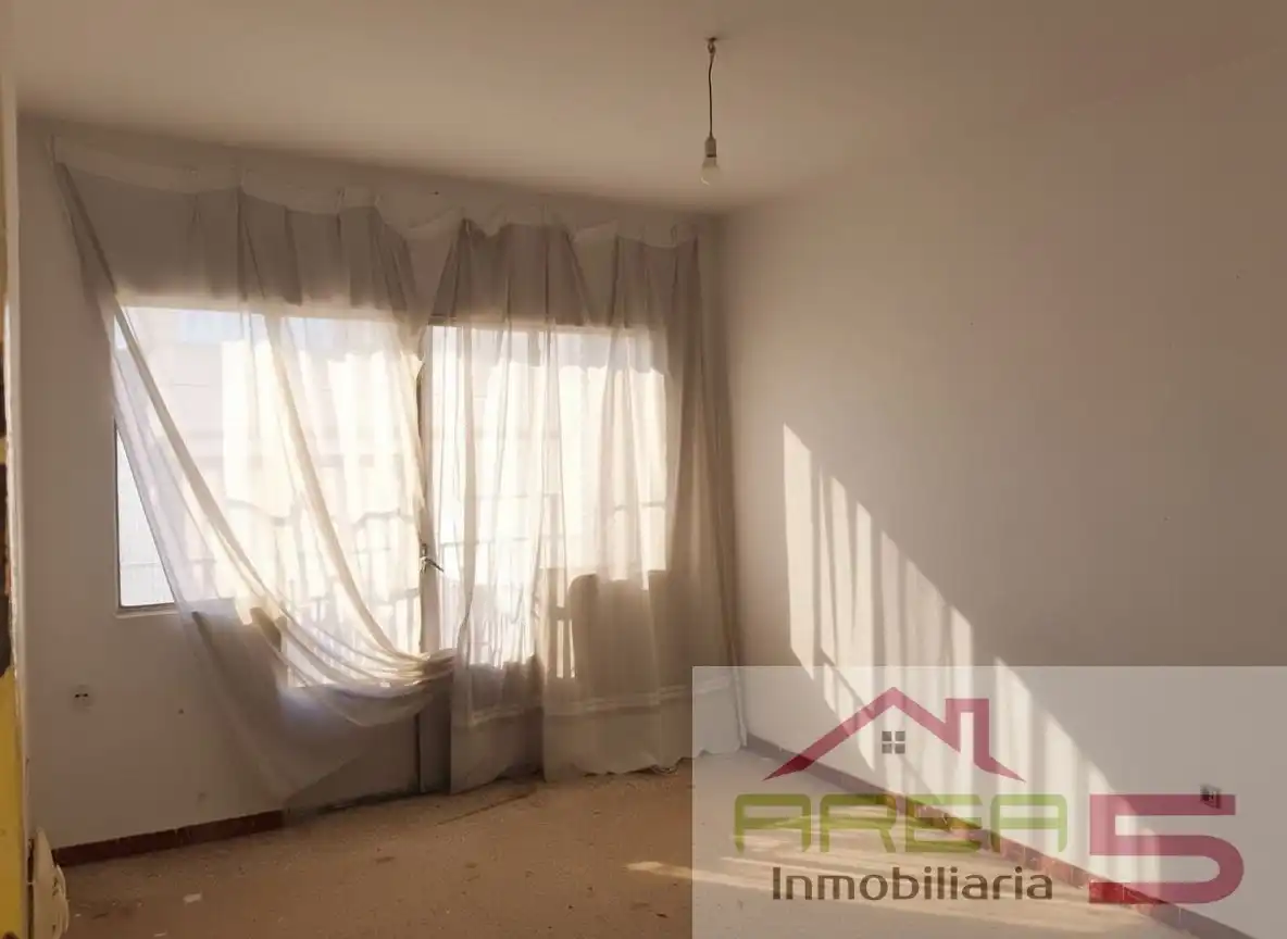 Habitación de Piso en venta en Almendralejo con Balcón