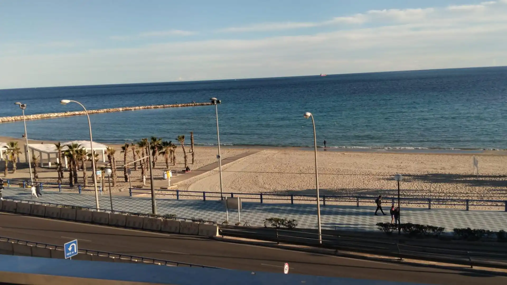 Exterior view of Apartments for sale in Alicante / Alacant  with Air Conditioner