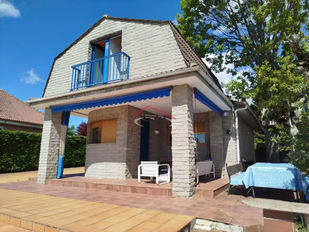 Vista exterior de Casa o chalet en venta en Vegas del Condado con Calefacción, Jardín privado y Trastero
