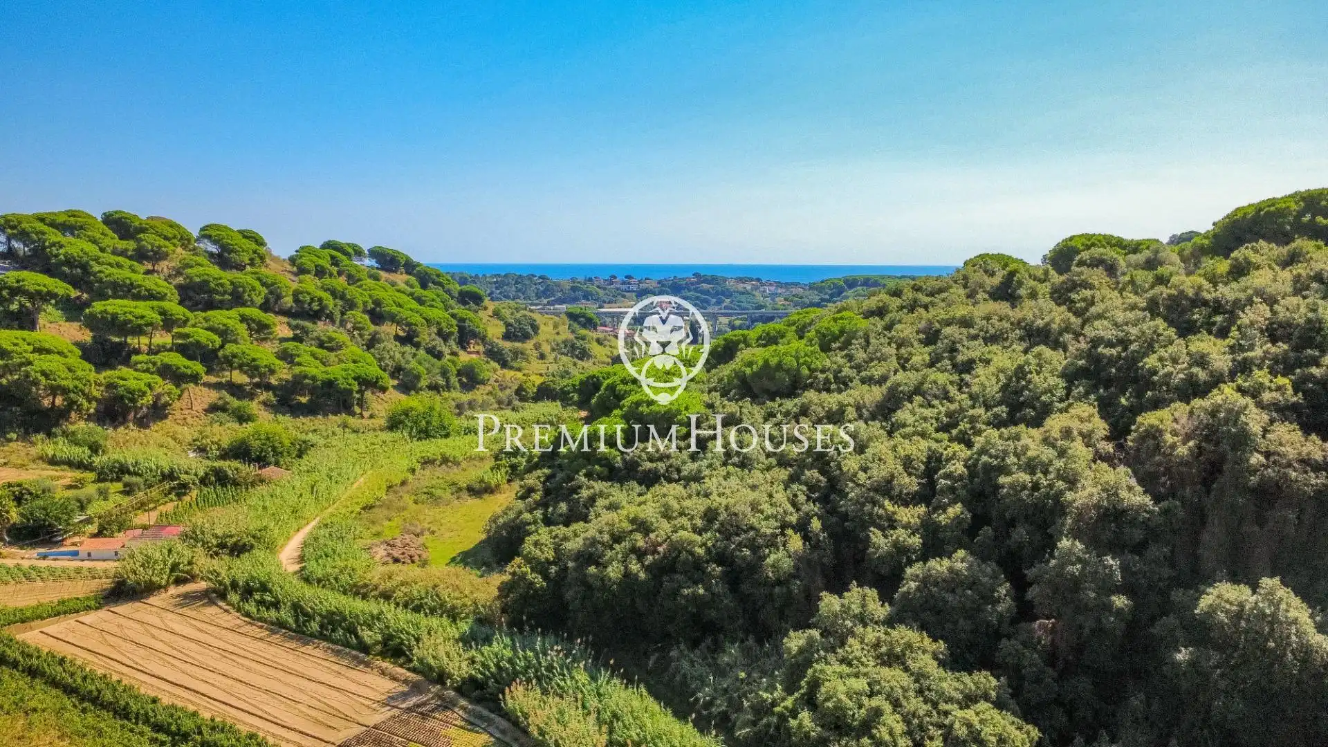 Casa o xalet en venda en Calella amb Aire condicionat, Calefacció i Jardí privat