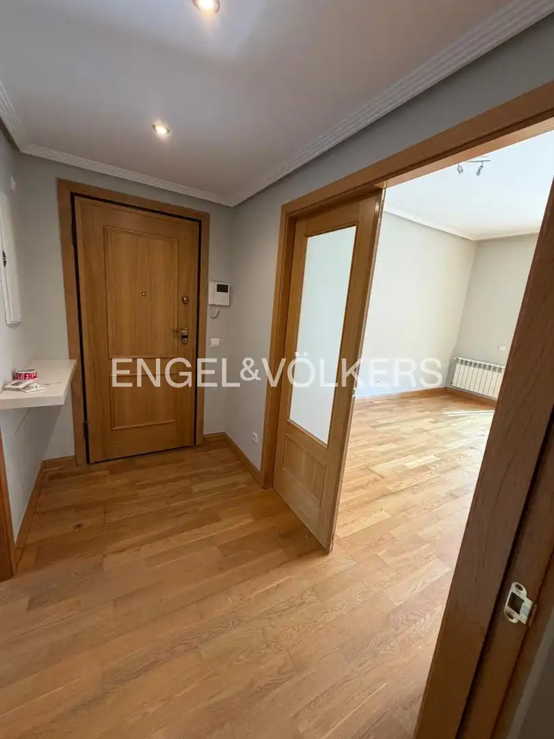 Apartamento de alquiler en San Sebastián de los Reyes con Aire acondicionado, Calefacción y Jardín privado