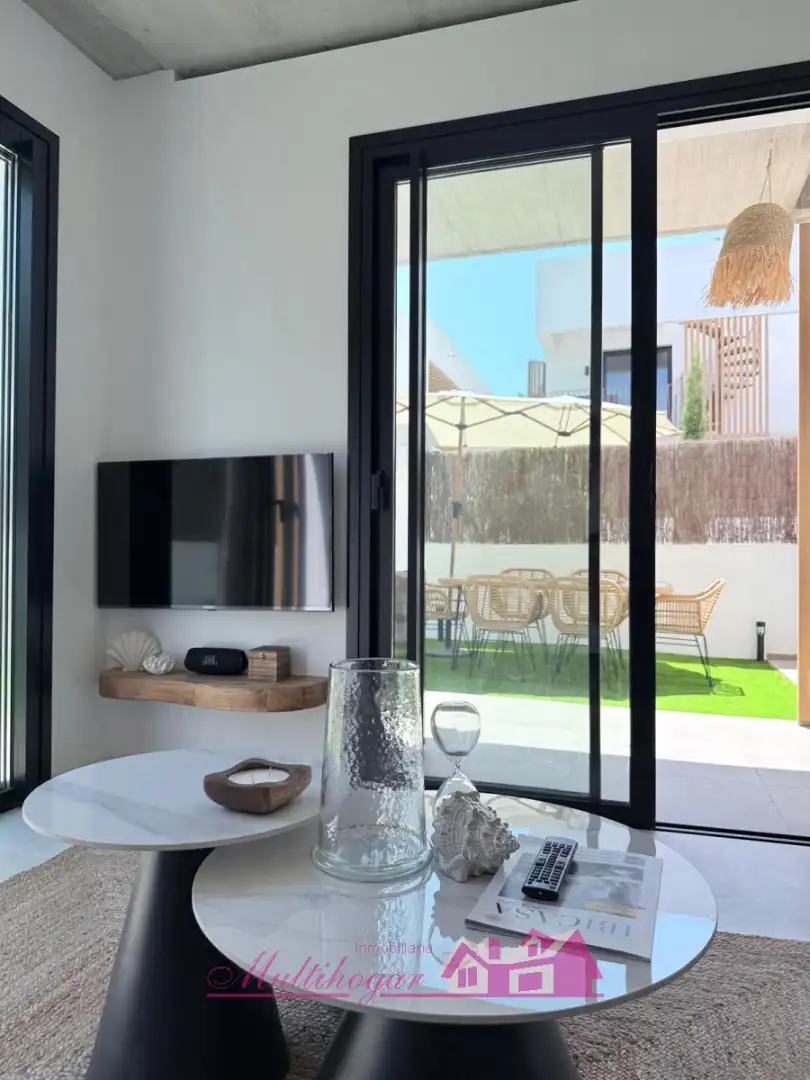 Terraza de Planta baja en venta en Sant Antoni de Portmany con Aire acondicionado, Calefacción y Jardín privado