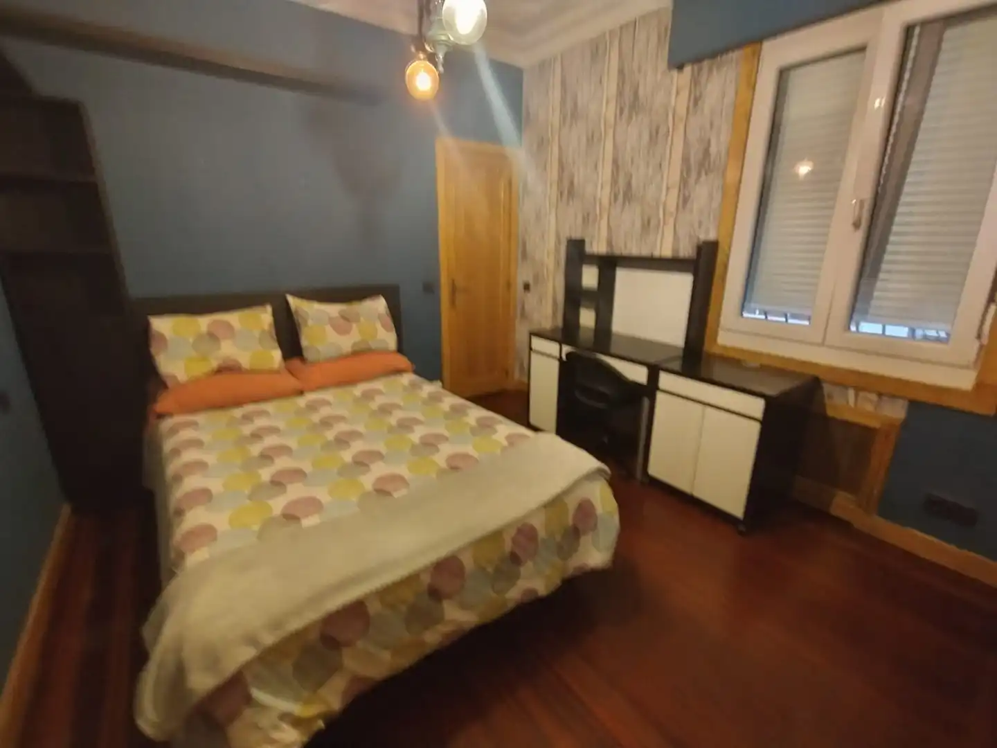 Bedroom of Flat for rent in Bilbao   with Heating, Parquet flooring and Furnished