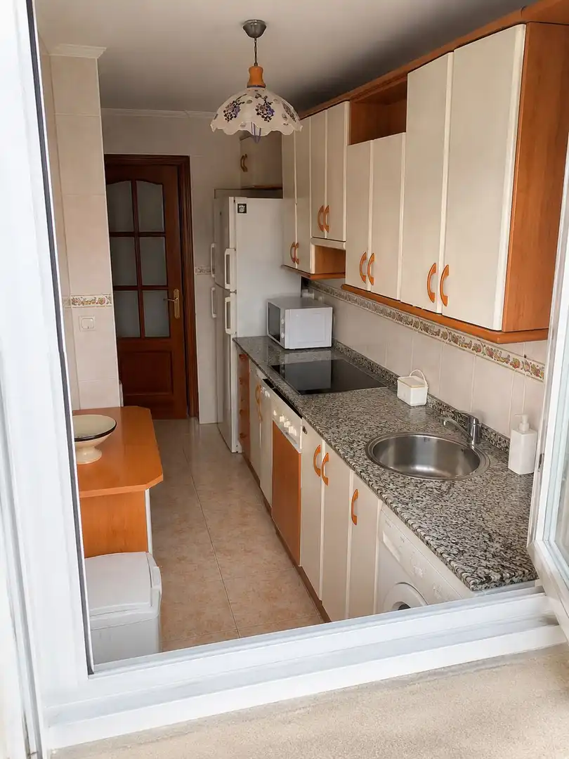Cuina de Pis en venda en Meruelo amb Calefacció, Moblat i Balcó