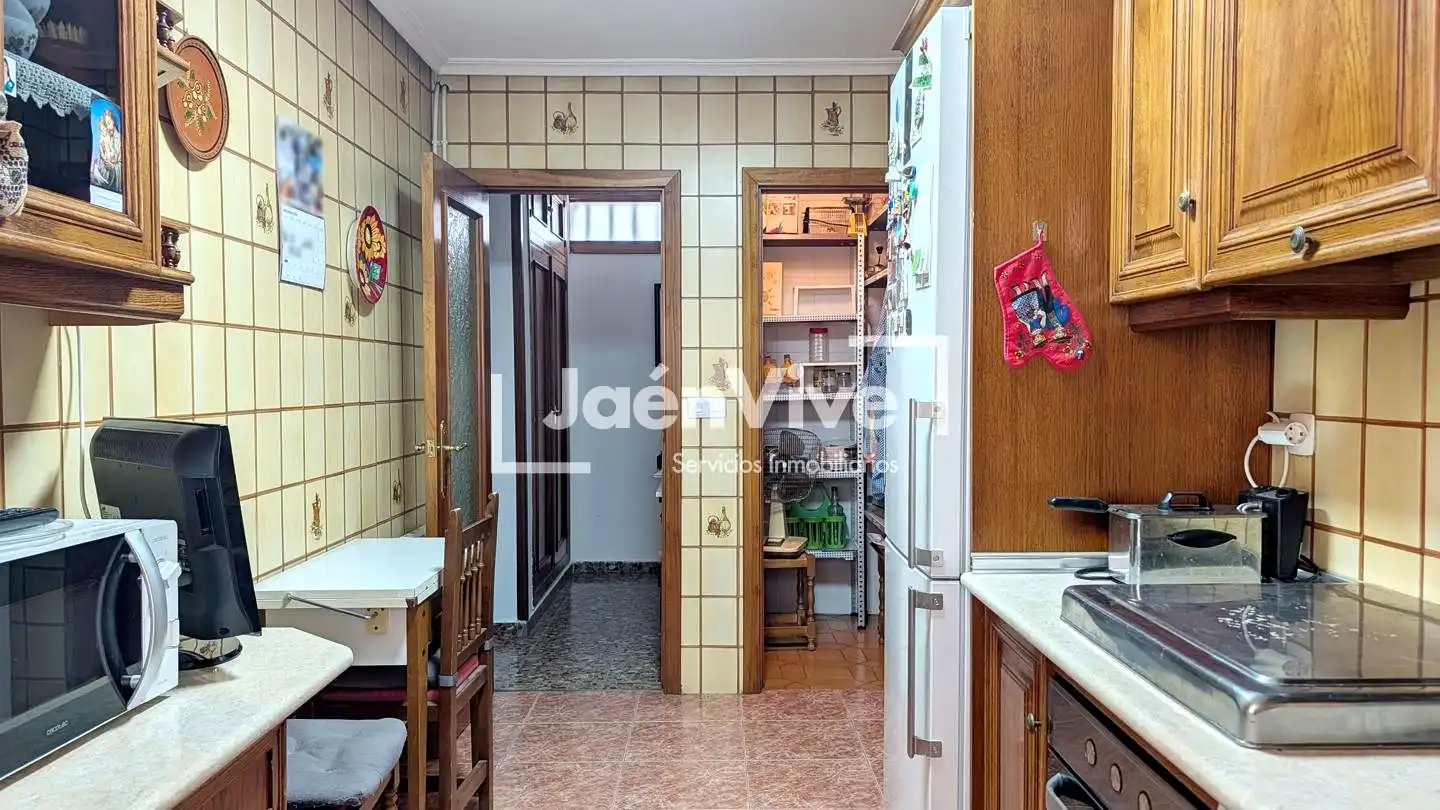 Cocina de Piso en venta en Jaén con Aire acondicionado, Calefacción y Trastero