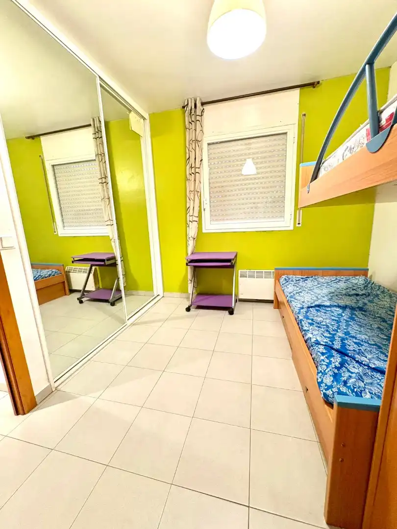 Schlafzimmer von Wohnung zum Verkauf in Terrassa mit Klimaanlage, Heizung und Möbliert