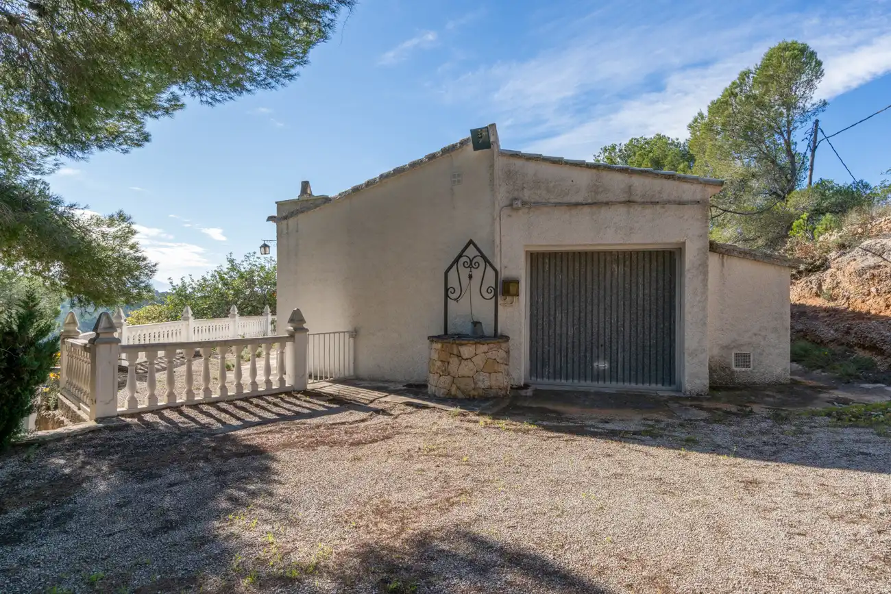 Vista exterior de Casa o xalet en venda en Tortosa amb Calefacció, Jardí privat i Terrassa