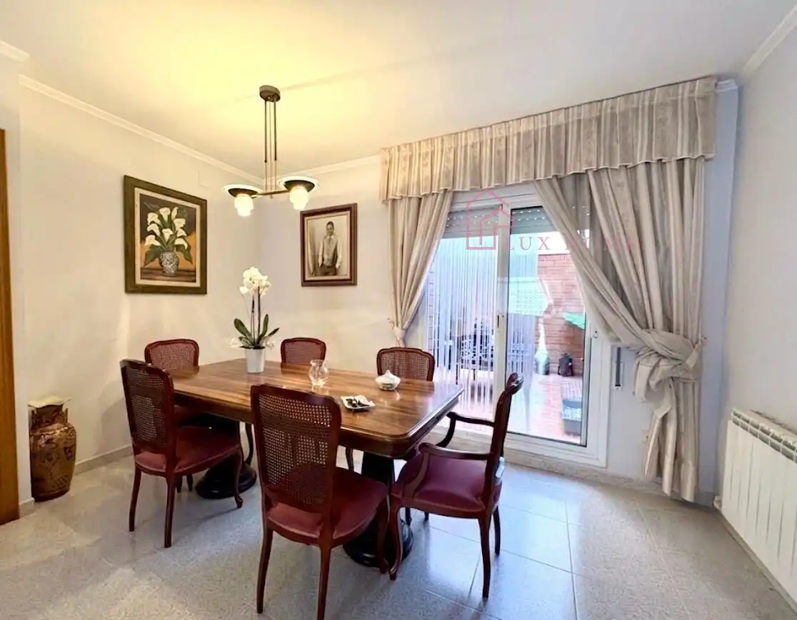 Casa con terraza en venta en Santa Perpètua de Mogoda, imagen 16