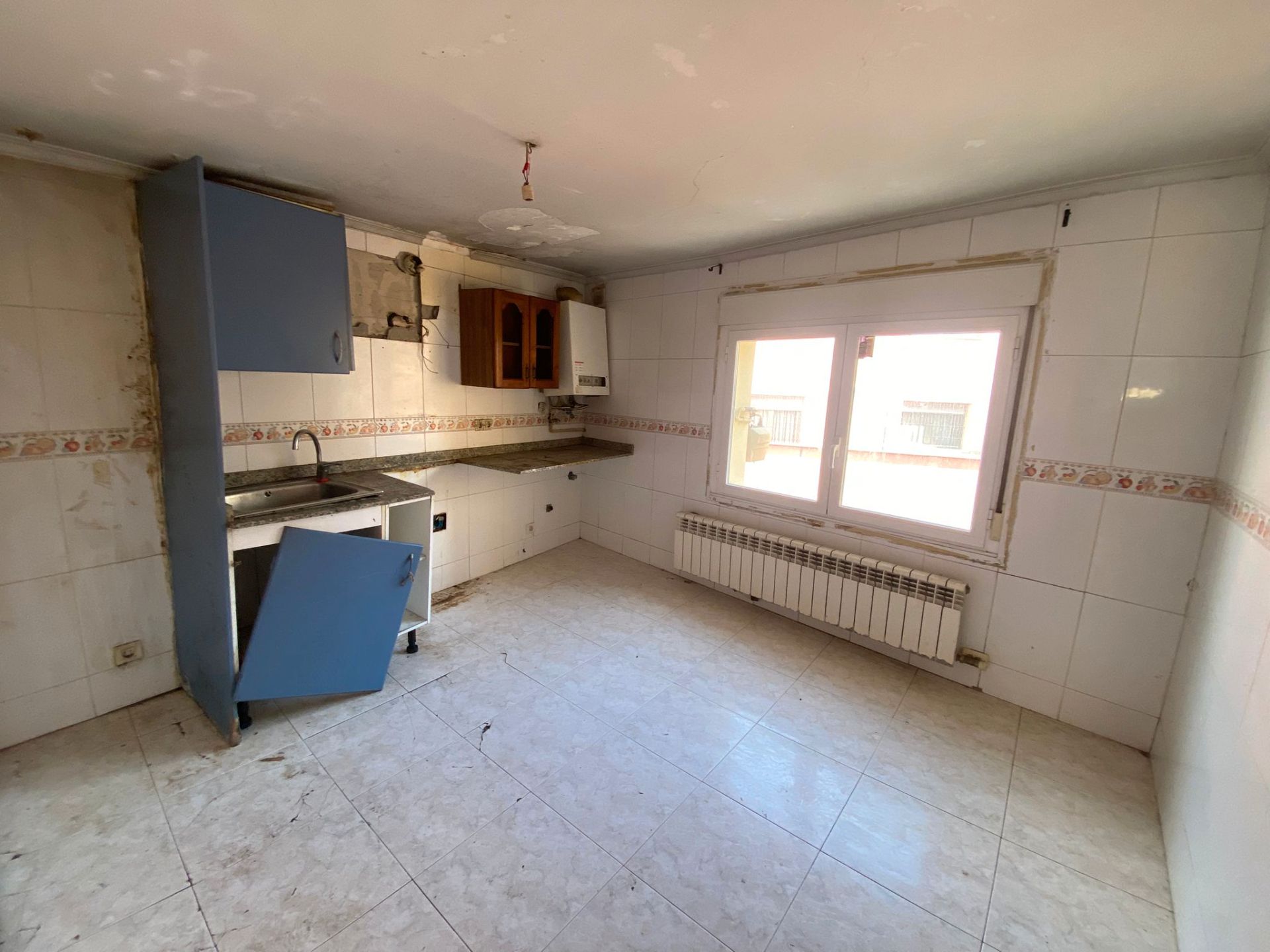 Kitchen of Flat for sale in Albelda de Iregua