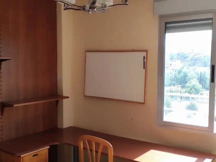 Flat for sale in  Granada Capital
