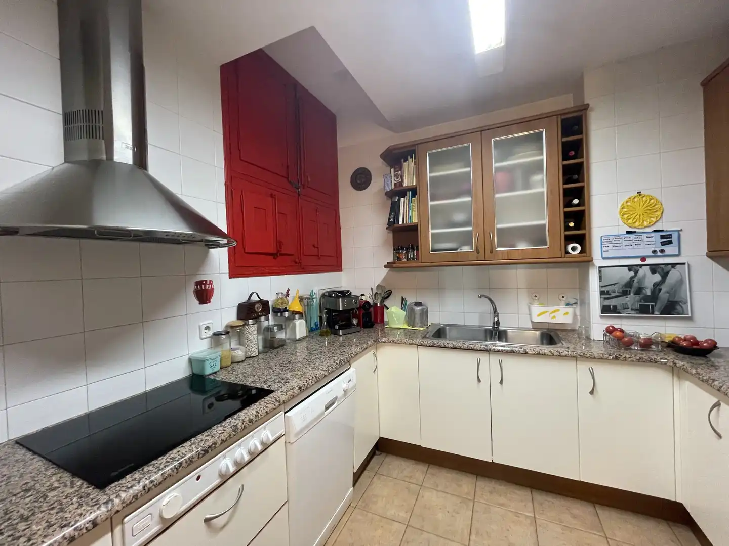 Kitchen of Flat for sale in Girona  with Heating, Furnished and Balcony