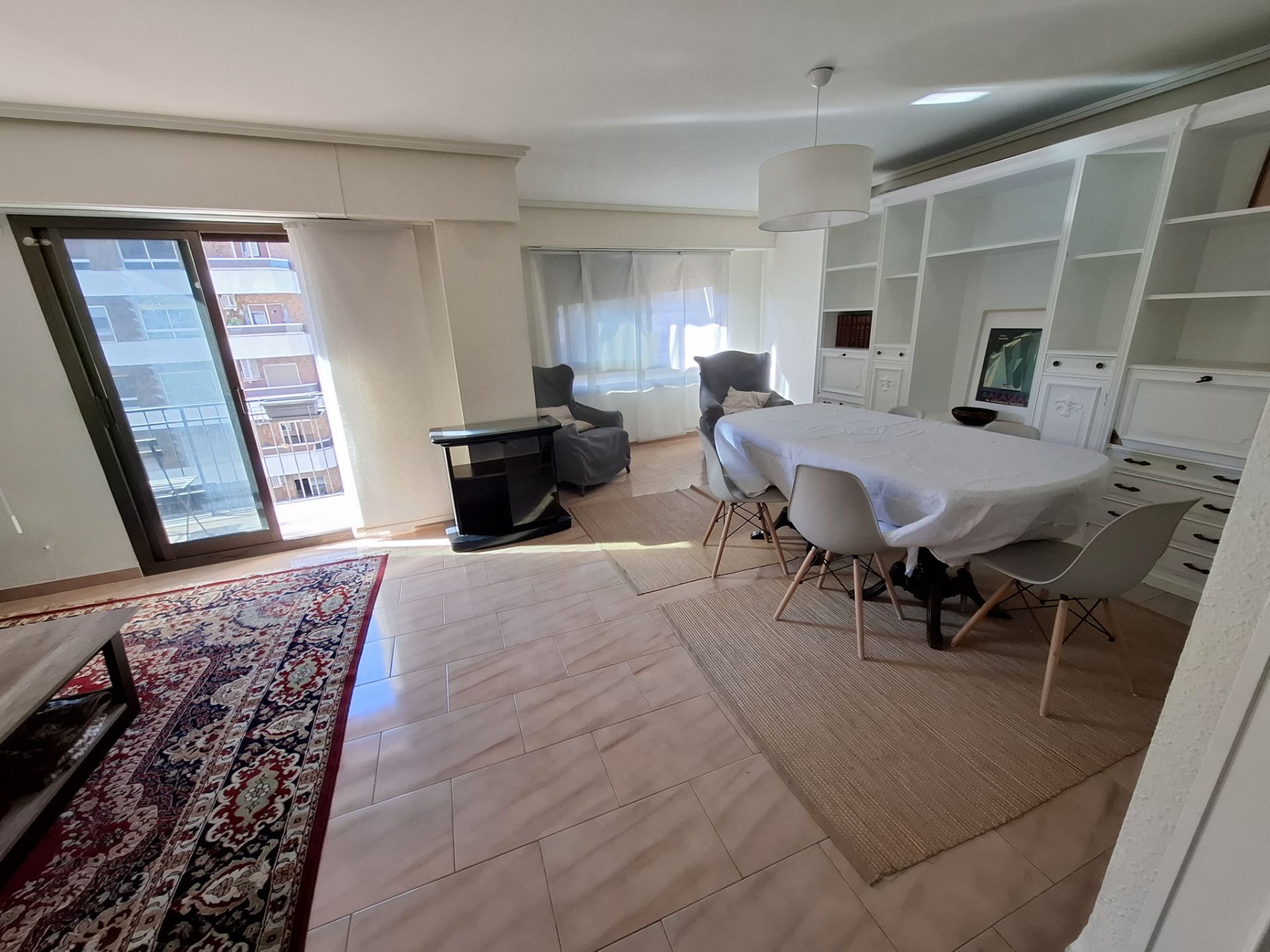 Menjador de Pis en venda en  Valencia Capital amb Moblat i Balcó