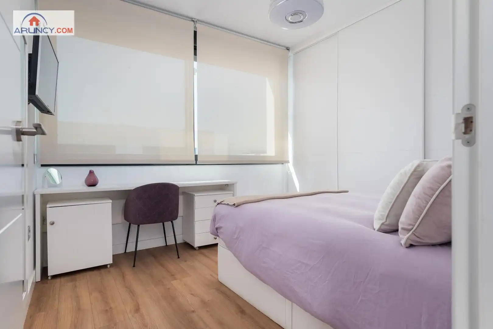 Habitación de Casa adosada en venta en Dos Hermanas con Aire acondicionado, Jardín privado y Terraza