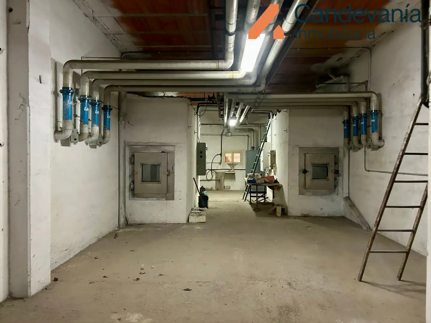 Nave industrial en venta en Zuera