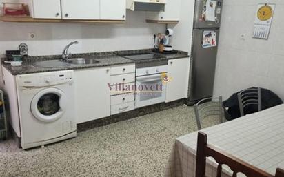 Kitchen of Flat for sale in Vigo 