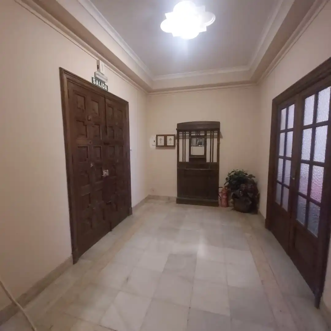 Pis amb ascensor en venda a Montero Ríos, imagen 2