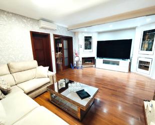 Living room of Single-family semi-detached for sale in Alcalá de Guadaira  with Air Conditioner, Storage room and Balcony