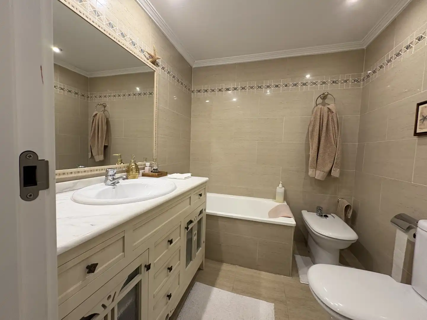 Baño de Piso en venta en Xirivella con Calefacción, Trastero y Balcón