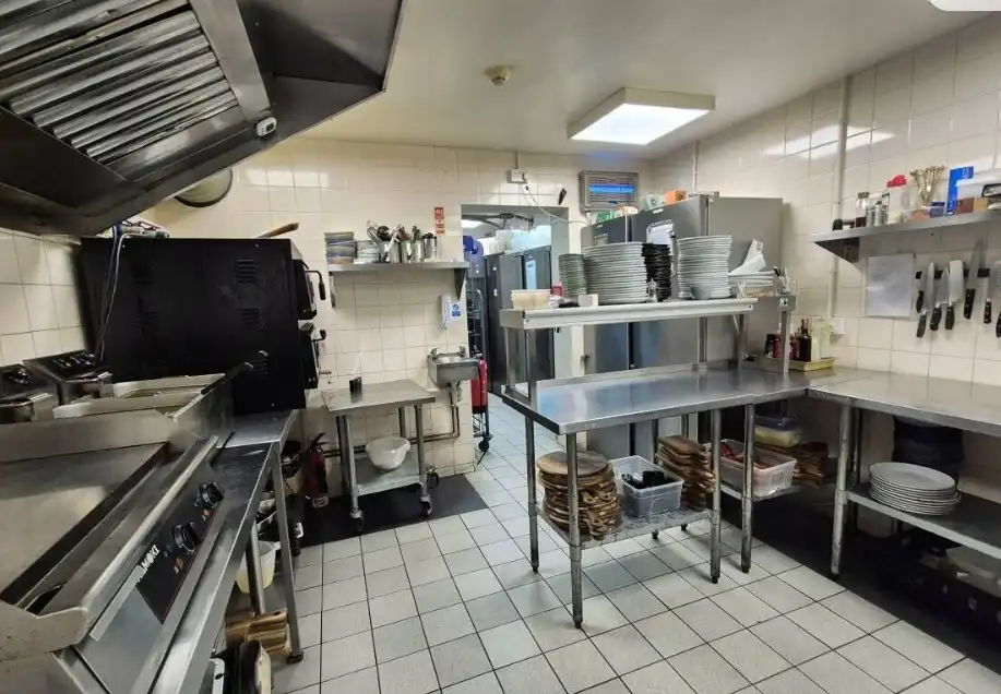 Local comercial en traspaso en Calle de los Jardines, imagen 5