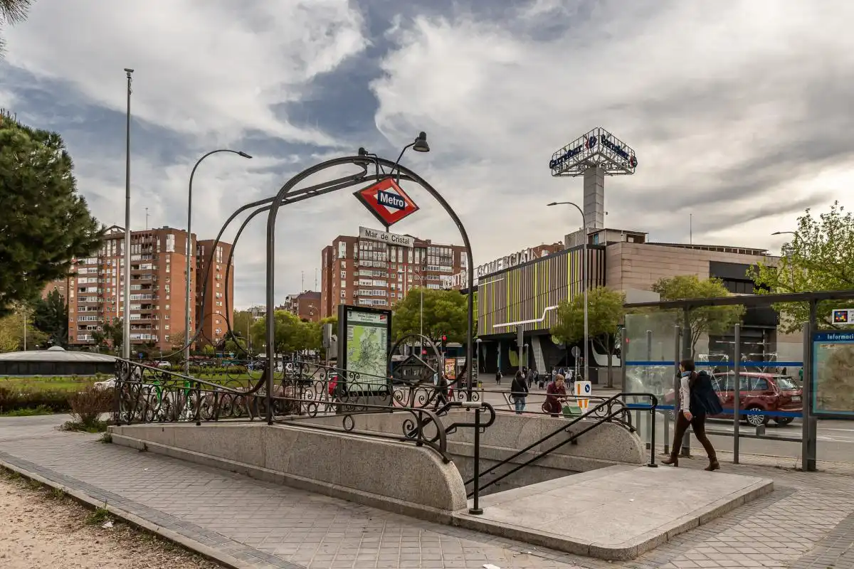 Vista exterior de Loft en venta en Madrid con Calefacción