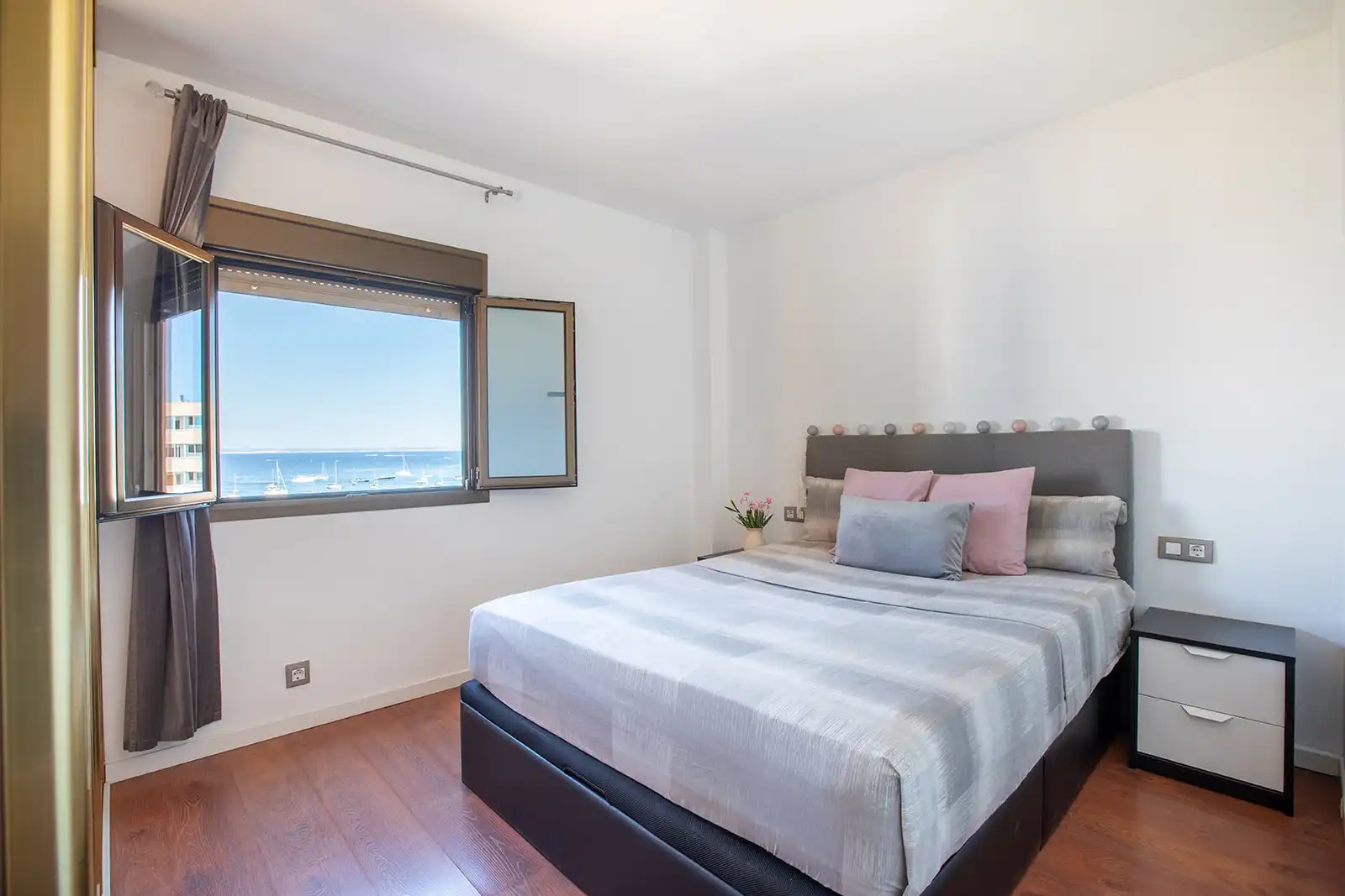 Dormitori de Apartament en venda en Calvià amb Aire condicionat, Moblat i Internet