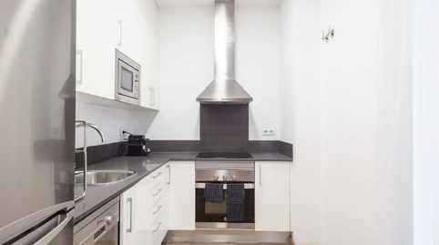 Foto 5 de Piso de alquiler en Carrer de Balmes, 366, El Putget i el Farró,  Barcelona Capital